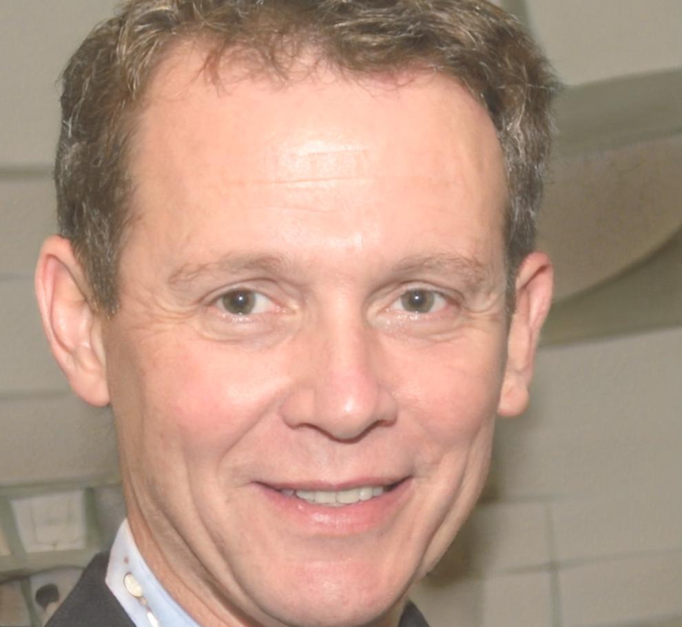 Porträt von Kursleiter Dr. Henrik Lindemann